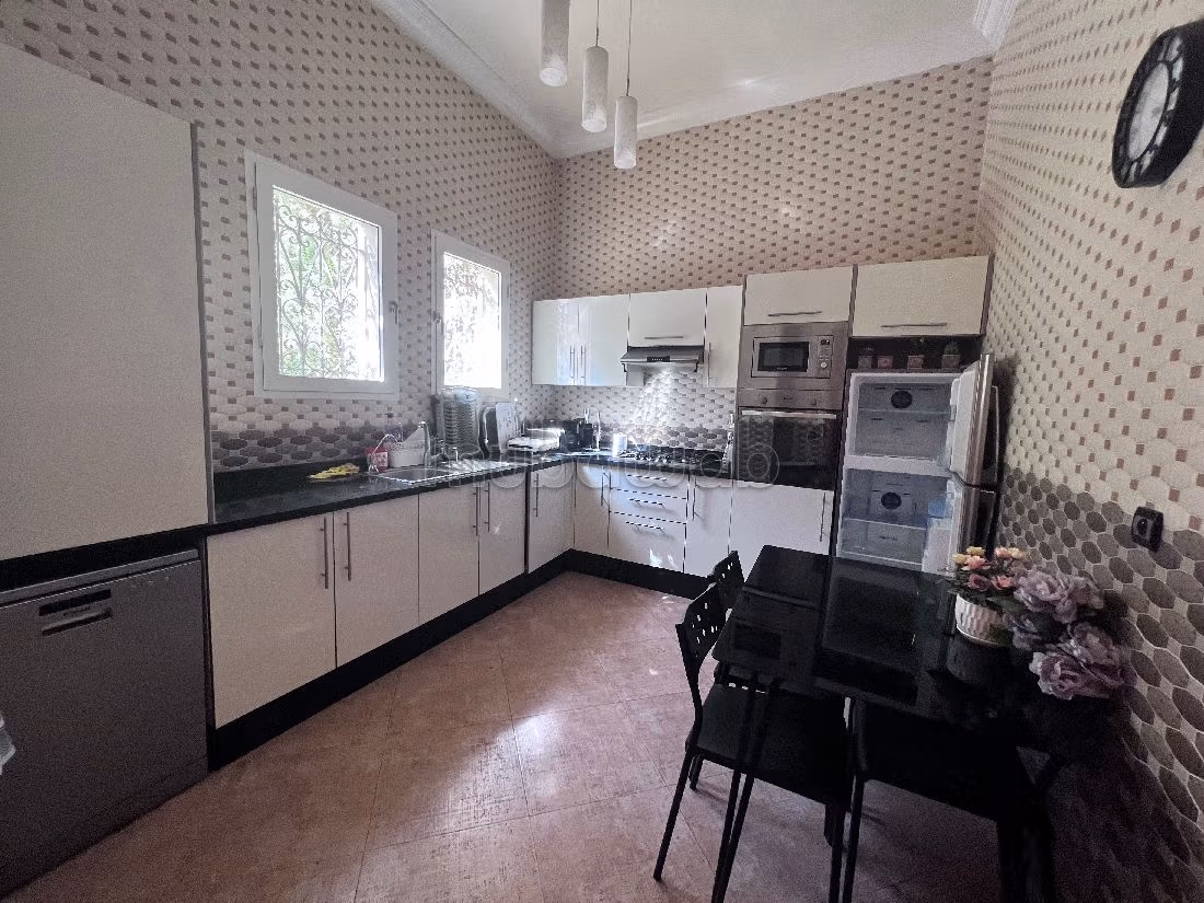 Villa 240 m² for rent in Marrakech (Les Portes de Marrakech) — Photo 20