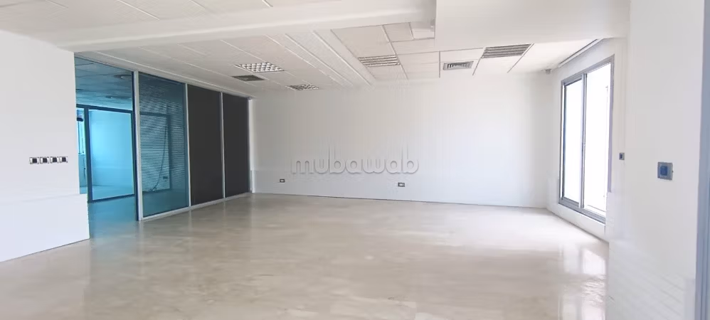 مكتب ٢٠٥ م٢ للإيجار في الدار البيضاء — Photo 6