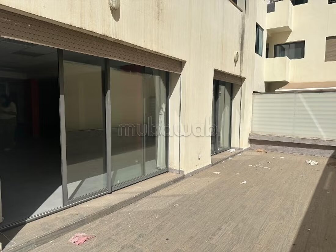 مكتب ٢٠٥ م٢ للإيجار في الدار البيضاء — Photo 10