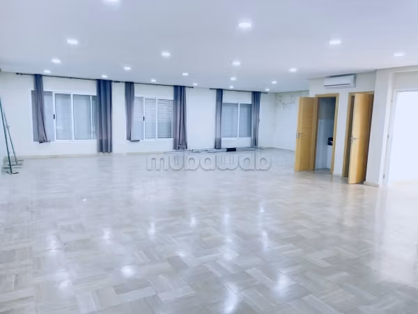 Office 325 m² for rent in Casablanca (Coline) — Photo 3