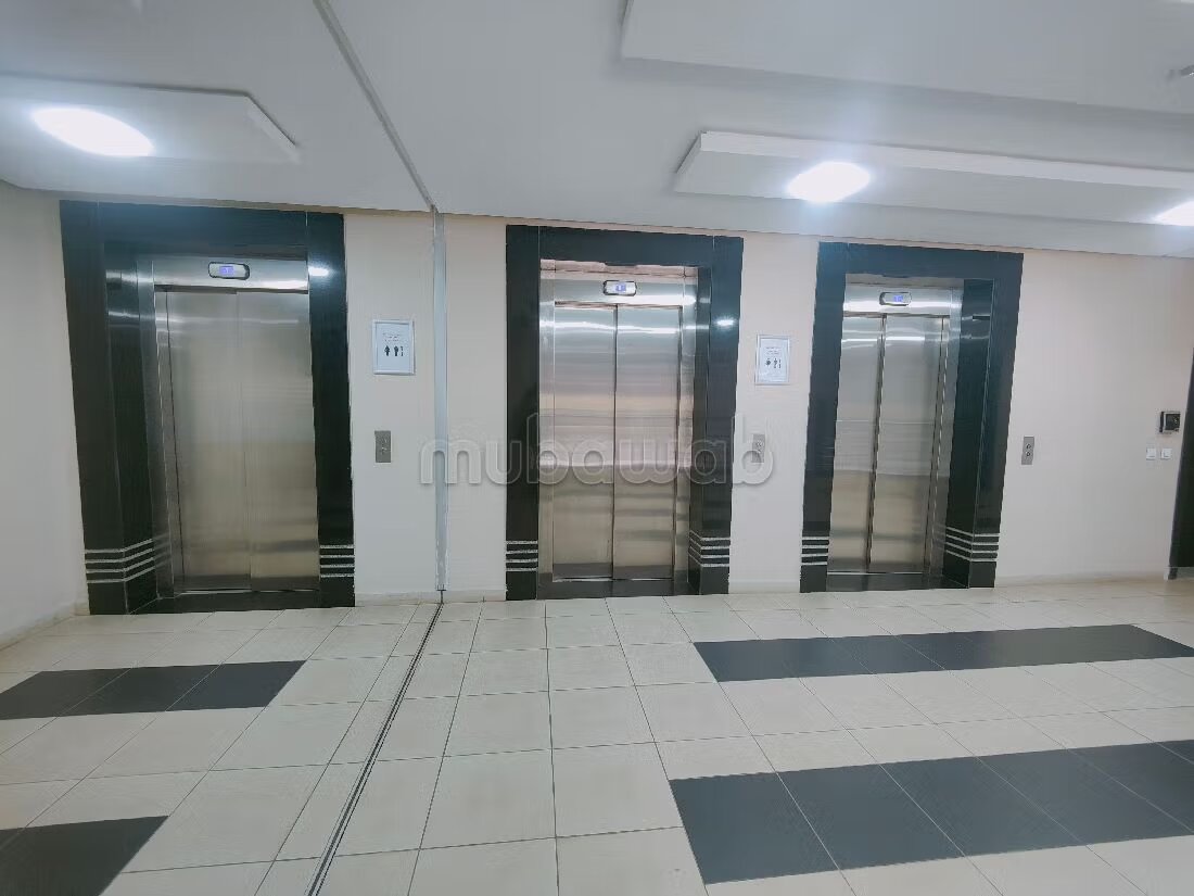Bureau 300 m² à louer à Casablanca — Photo 5