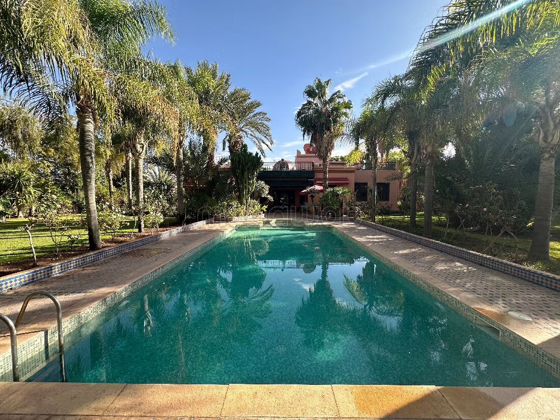 Villa 10,000 m² for sale in Marrakech (Palmeraie) — Photo 2