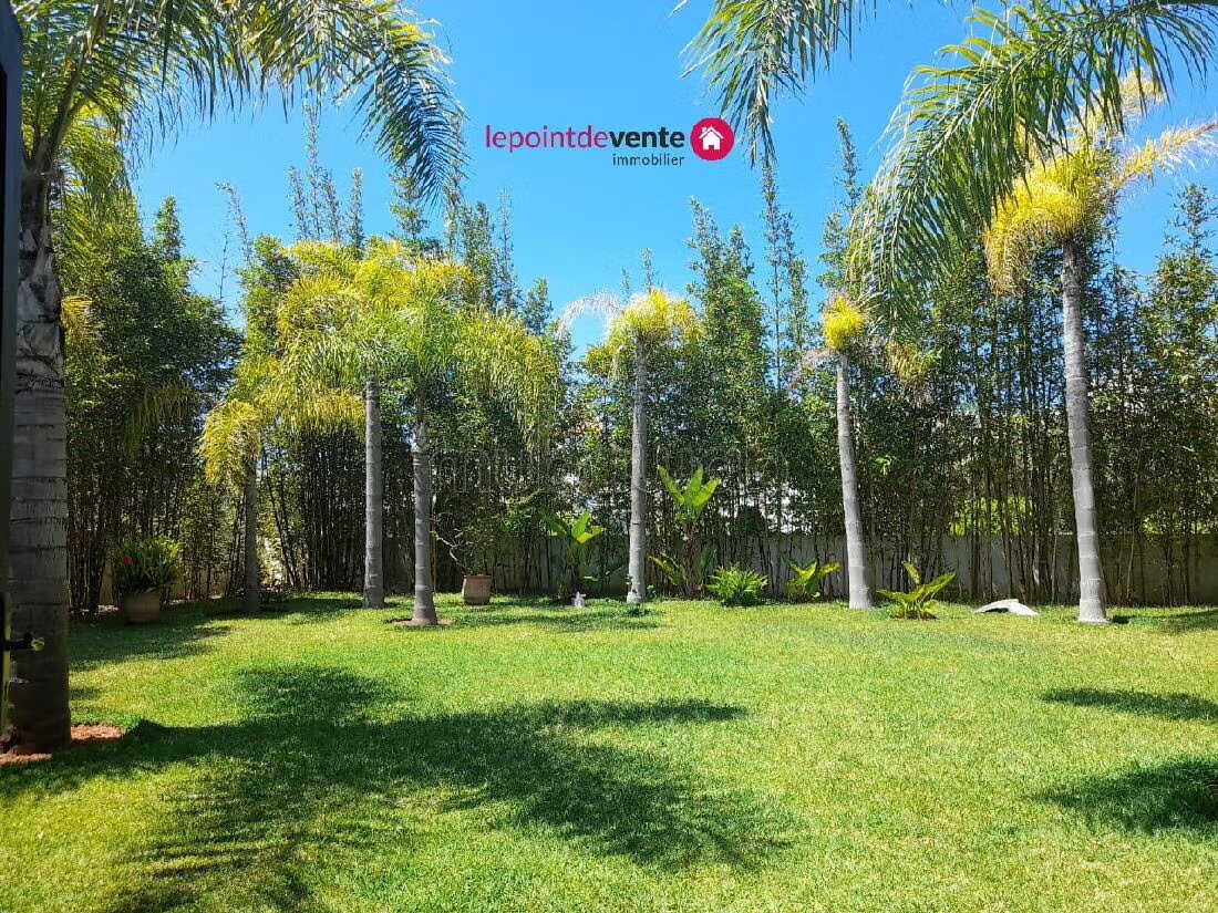 Furnished Villa 700 m² for rent in Skhirat — Photo 6
