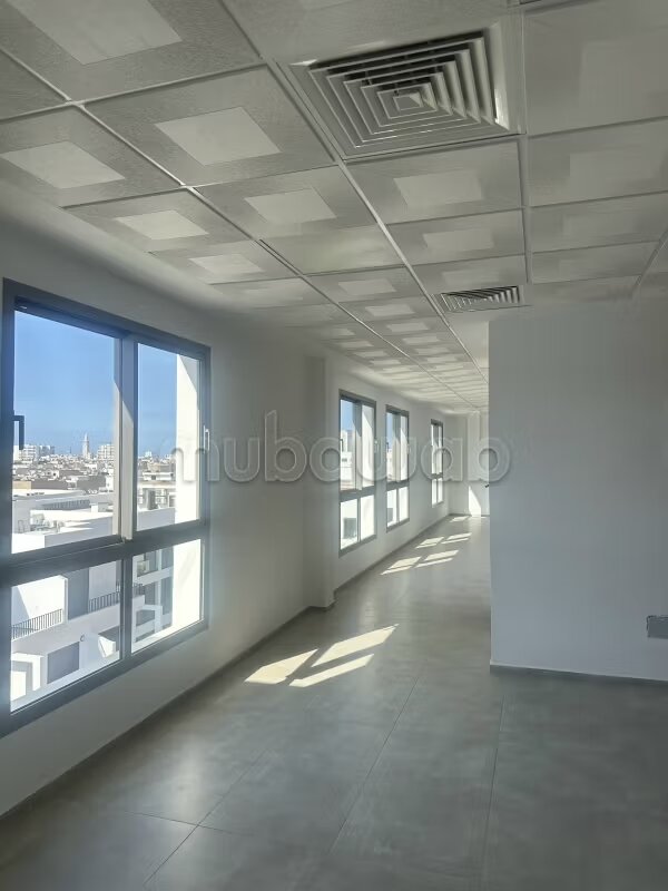 60 m² Office for Rent in Casablanca — Photo 8