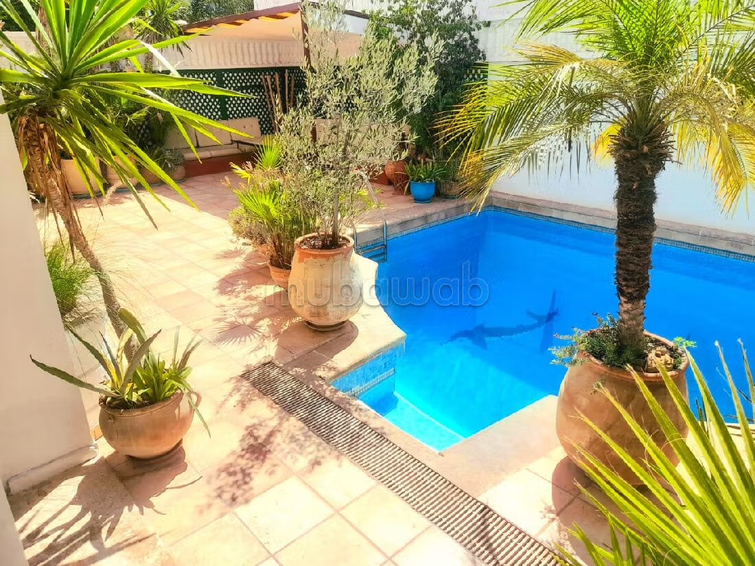 Villa 800 m² for rent in Casablanca (Ain Diab) — Photo 2