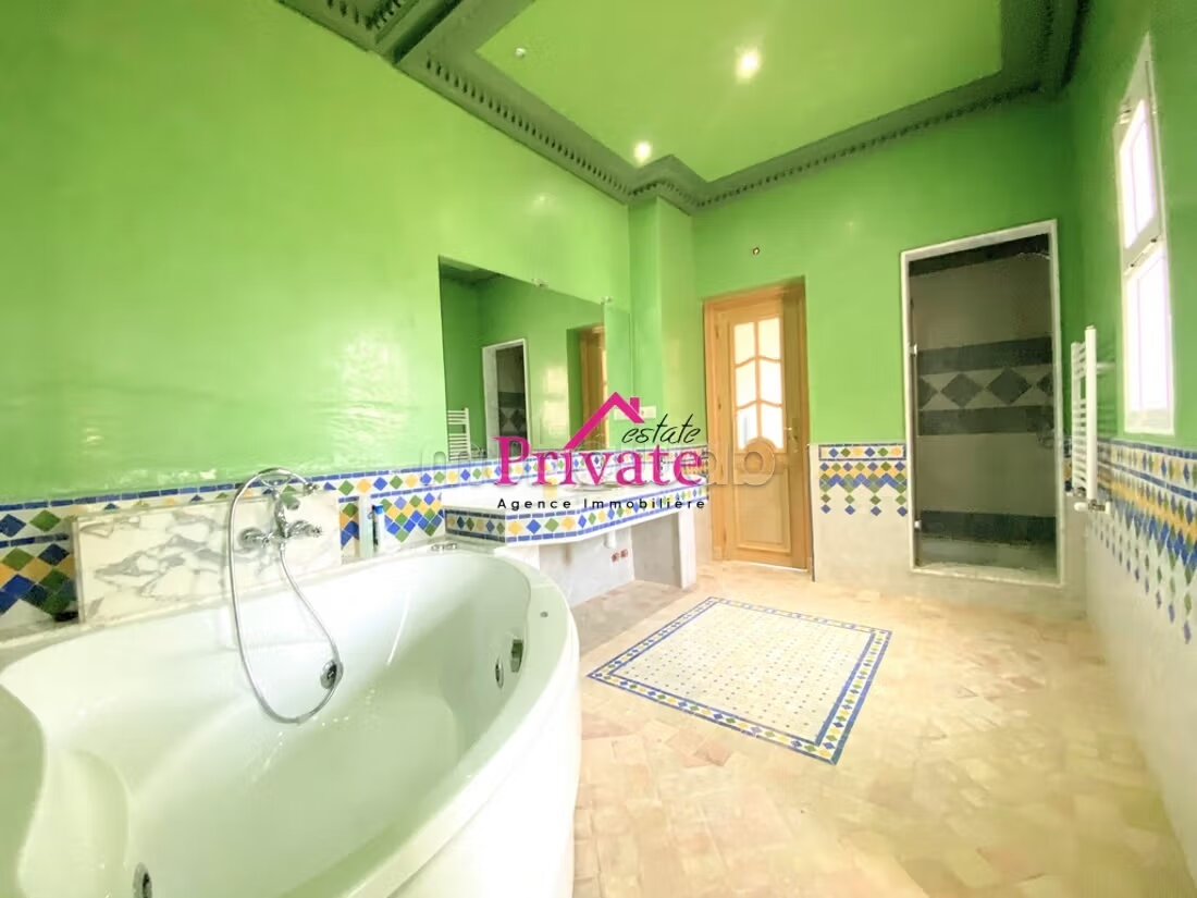 Villa 520 m² for sale in Tangier — Photo 32