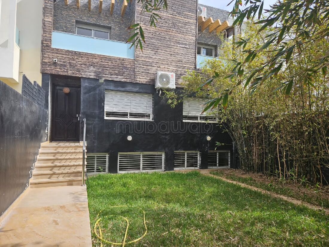 3-story Villa for Sale in Casablanca — Photo 2