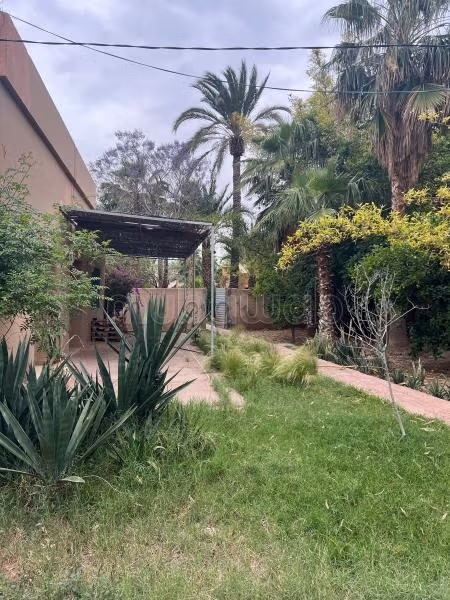 فيلا 405 م² للإيجار في مراكش — Photo 3