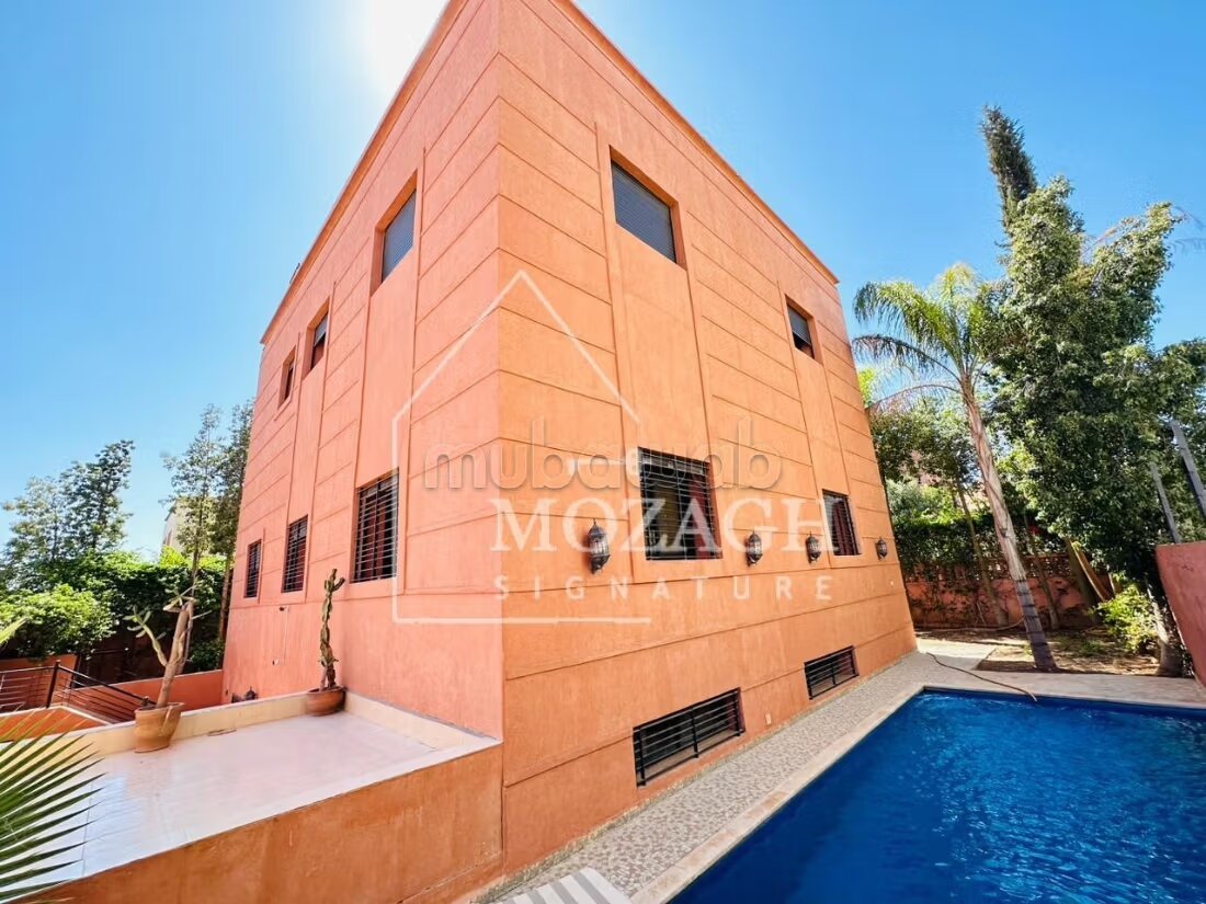 فيلا 405 م² للإيجار في مراكش — Photo 4