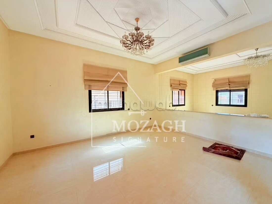 فيلا 405 م² للإيجار في مراكش — Photo 8