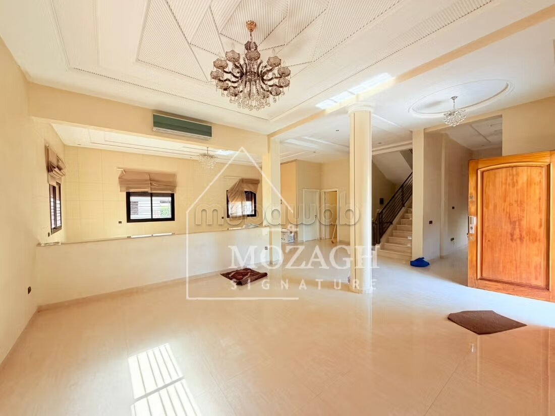 فيلا 405 م² للإيجار في مراكش — Photo 9