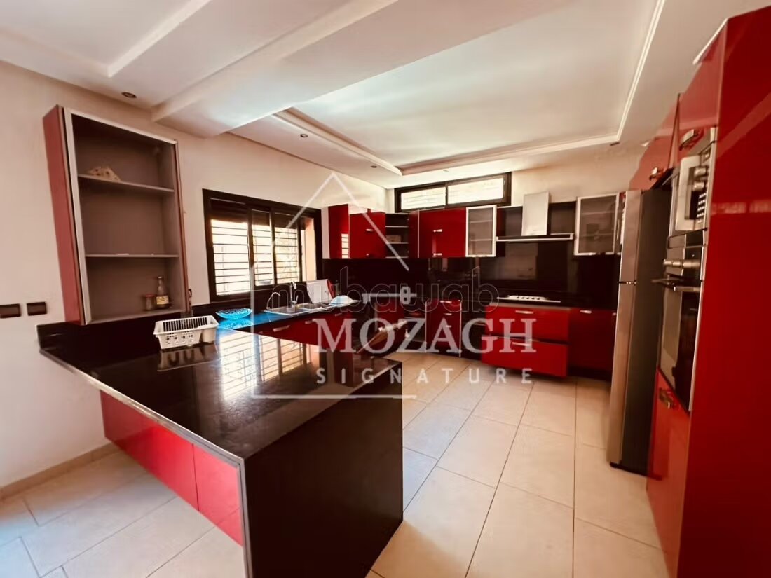 فيلا 405 م² للإيجار في مراكش — Photo 12