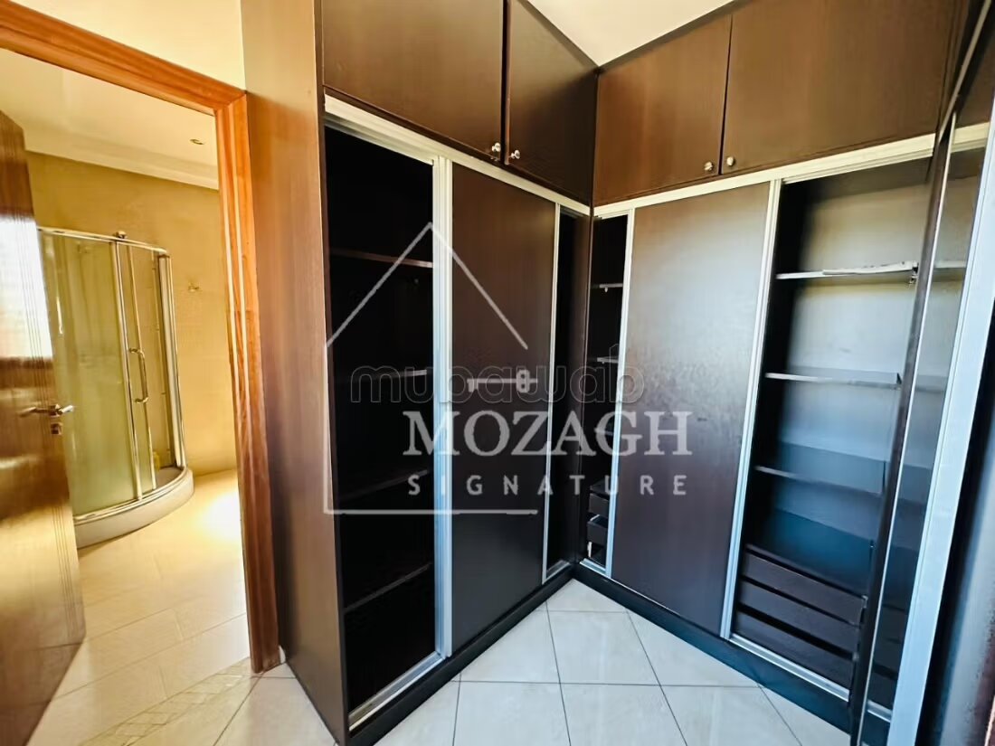 فيلا 405 م² للإيجار في مراكش — Photo 17
