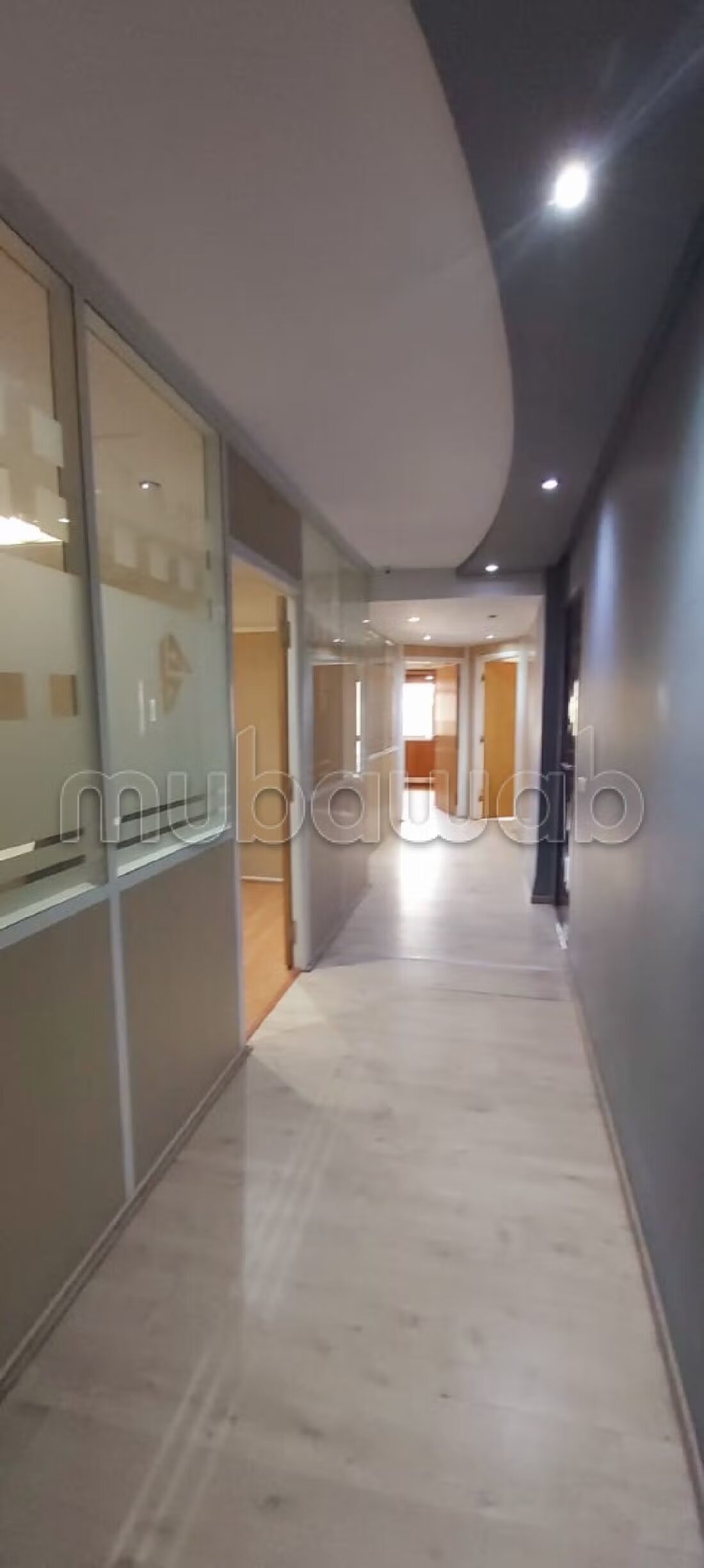 150 m² Office for Rent in Casablanca — Photo 8