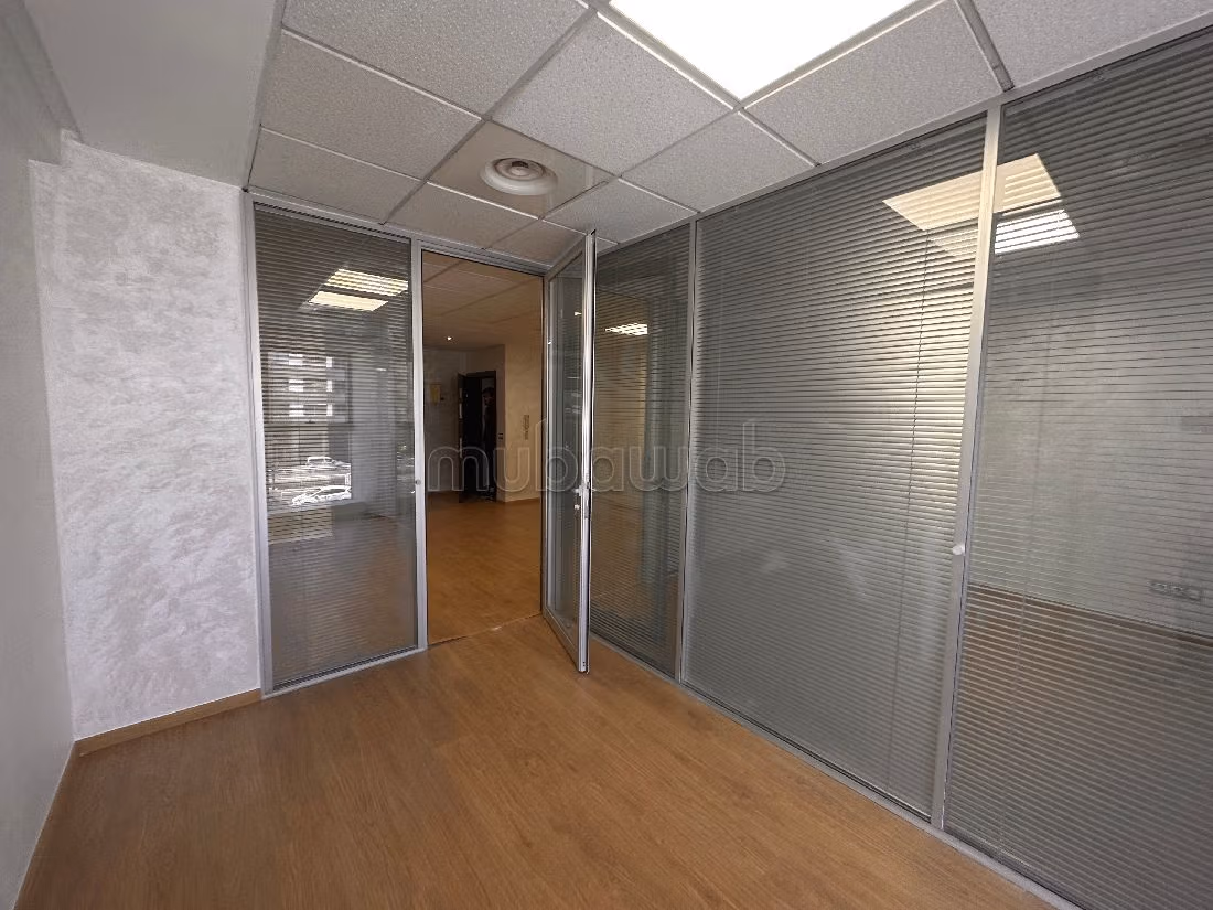 Bureaux 58 m² à louer à Casablanca — Photo 6