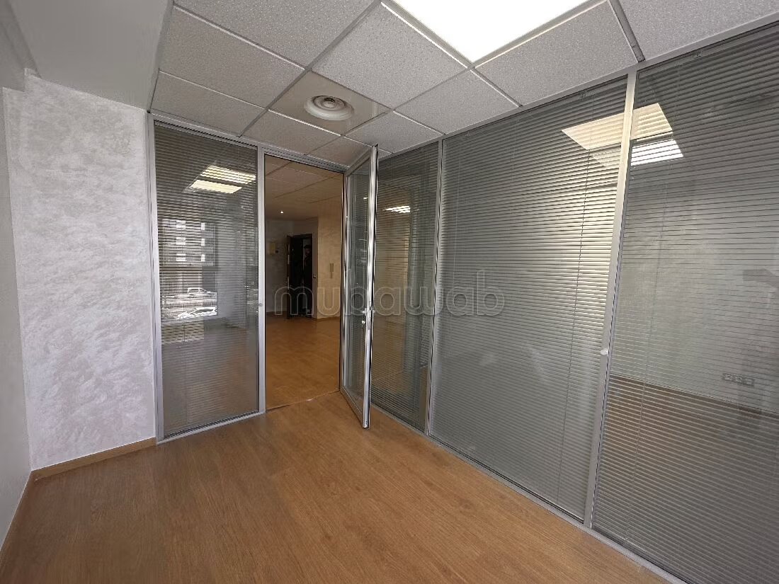 Bureaux 58 m² à louer à Casablanca — Photo 3