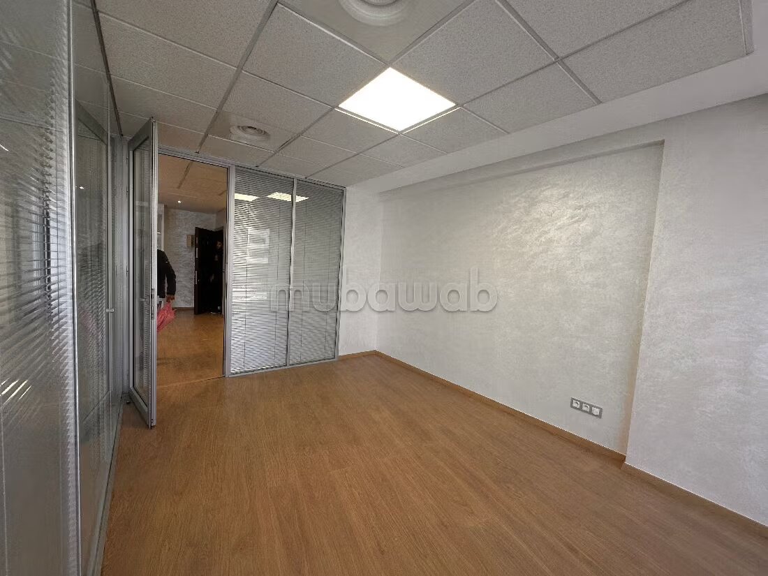 Bureaux 58 m² à louer à Casablanca — Photo 7