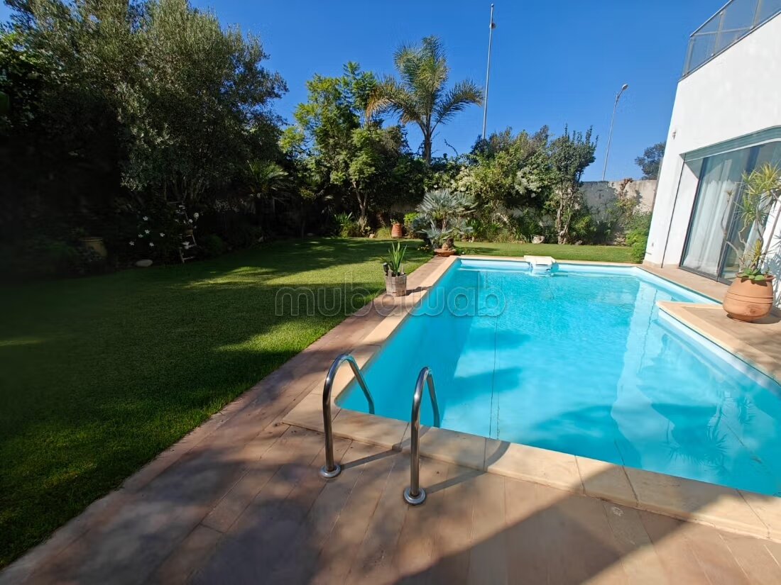 Luxury Villa 650 m² for Sale in Casablanca (Ville Verte) — Photo 2