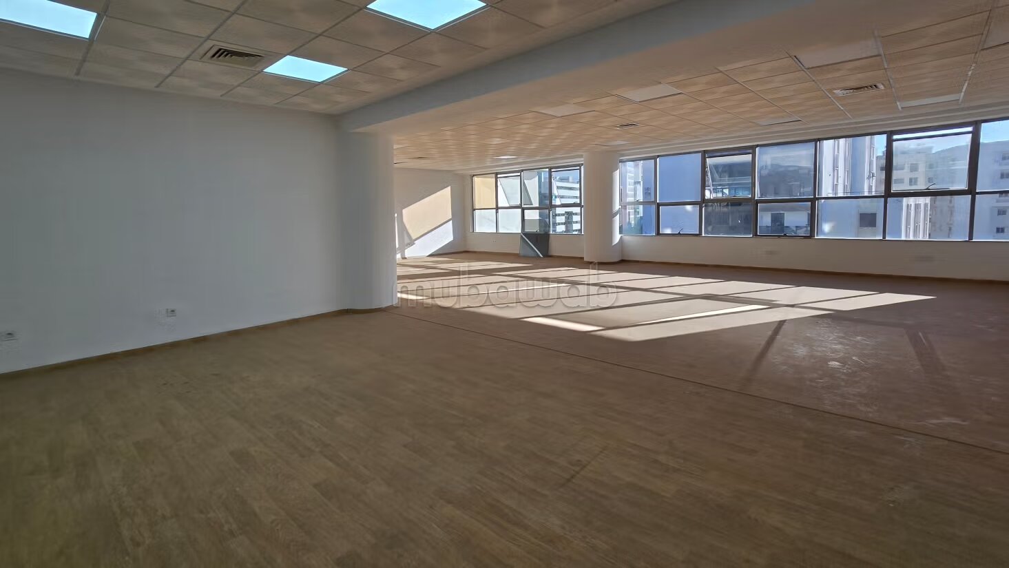 Bureau 136 m² à louer à Casablanca – 19 000 MAD - mois — Photo 6
