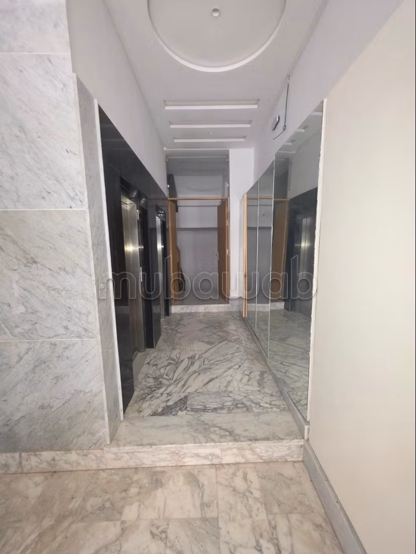 Bureau 88m² à louer à Fès — Photo 36