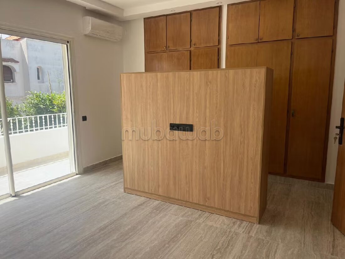 فيلا للايجار 450م² في الدار البيضاء - عين الدياب — Photo 9