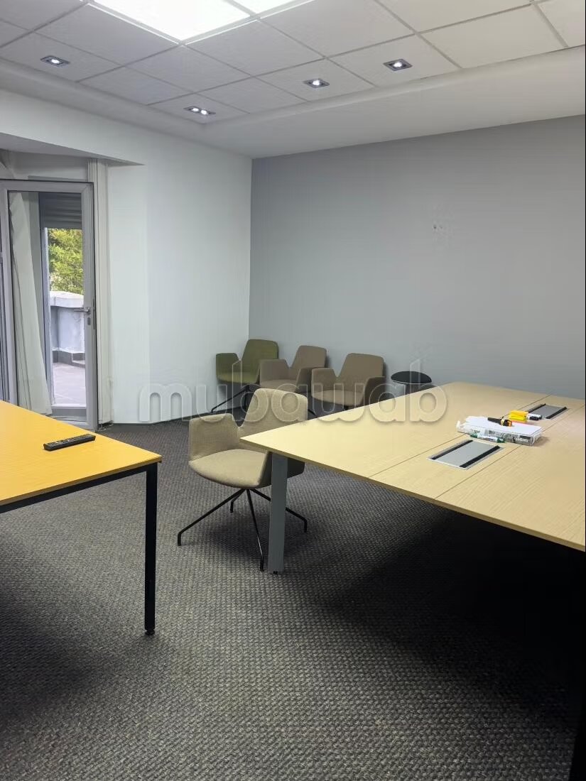 Office 700 m² for rent in Casablanca at Oasis — Photo 49