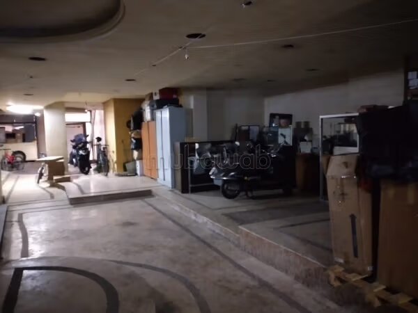 Bureau 617 m² à louer à Casablanca — Photo 21