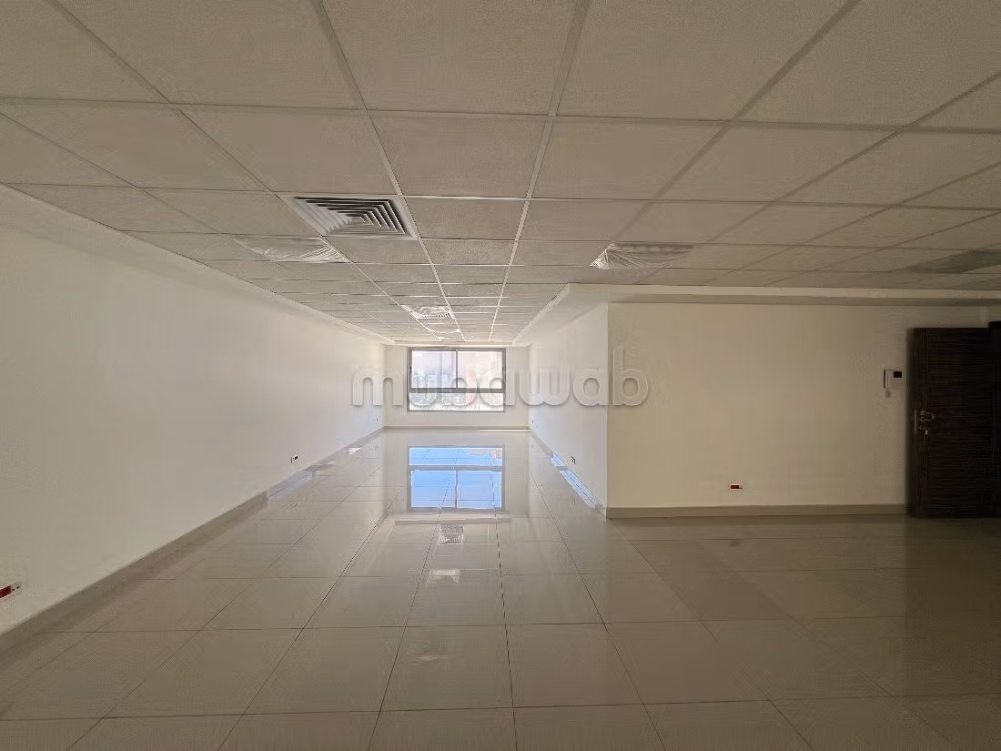 Office 105 m² for rent in Casablanca — Photo 6