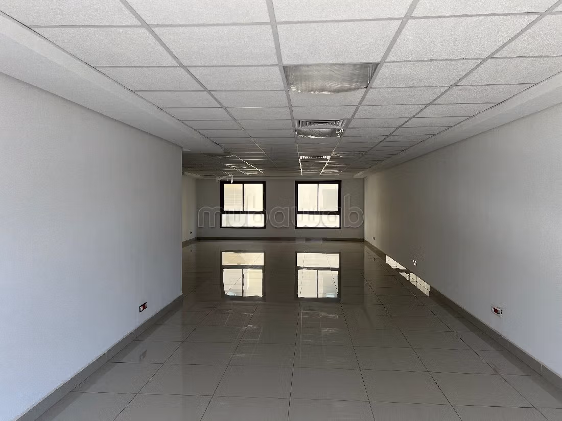 Office 105 m² for rent in Casablanca — Photo 14