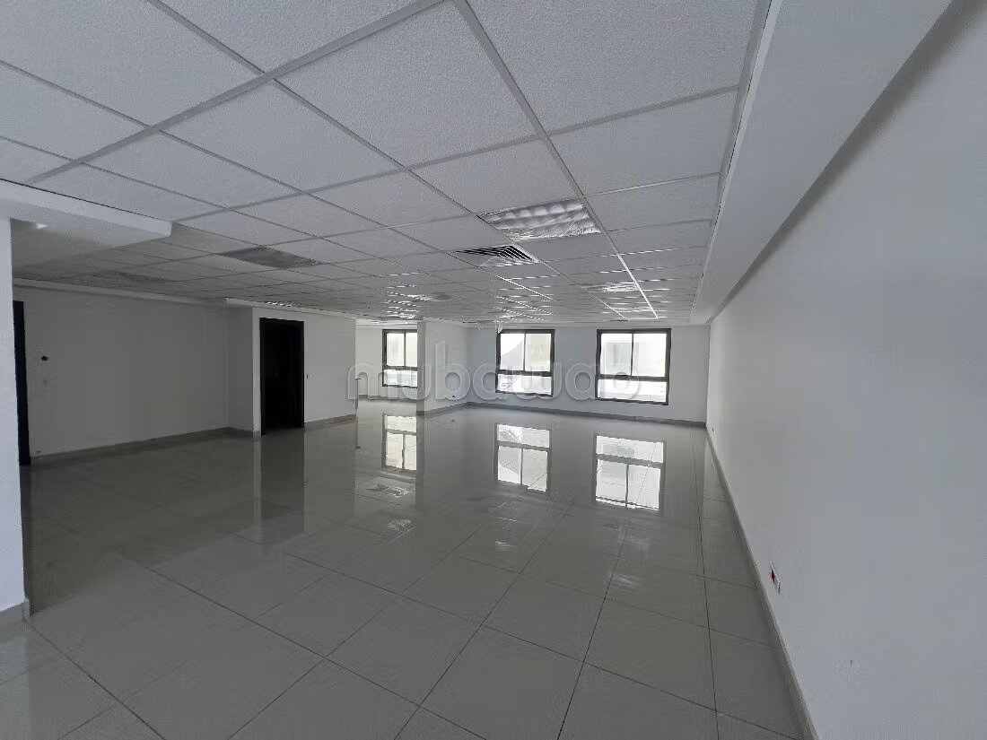 Office 105 m² for rent in Casablanca — Photo 3