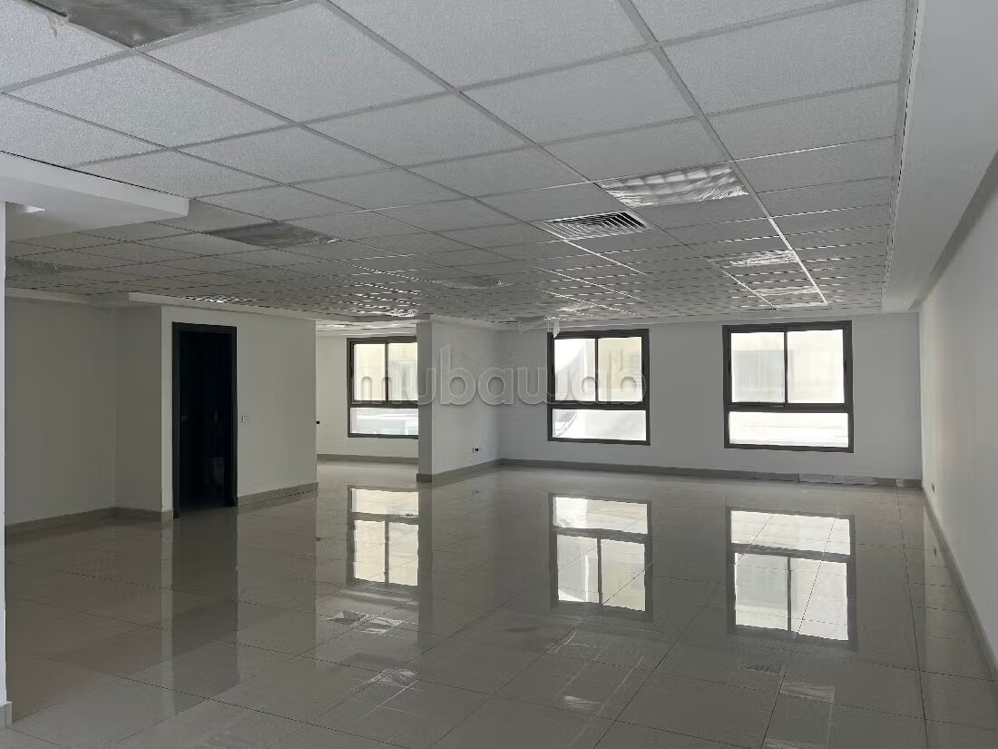 Office 105 m² for rent in Casablanca — Photo 19