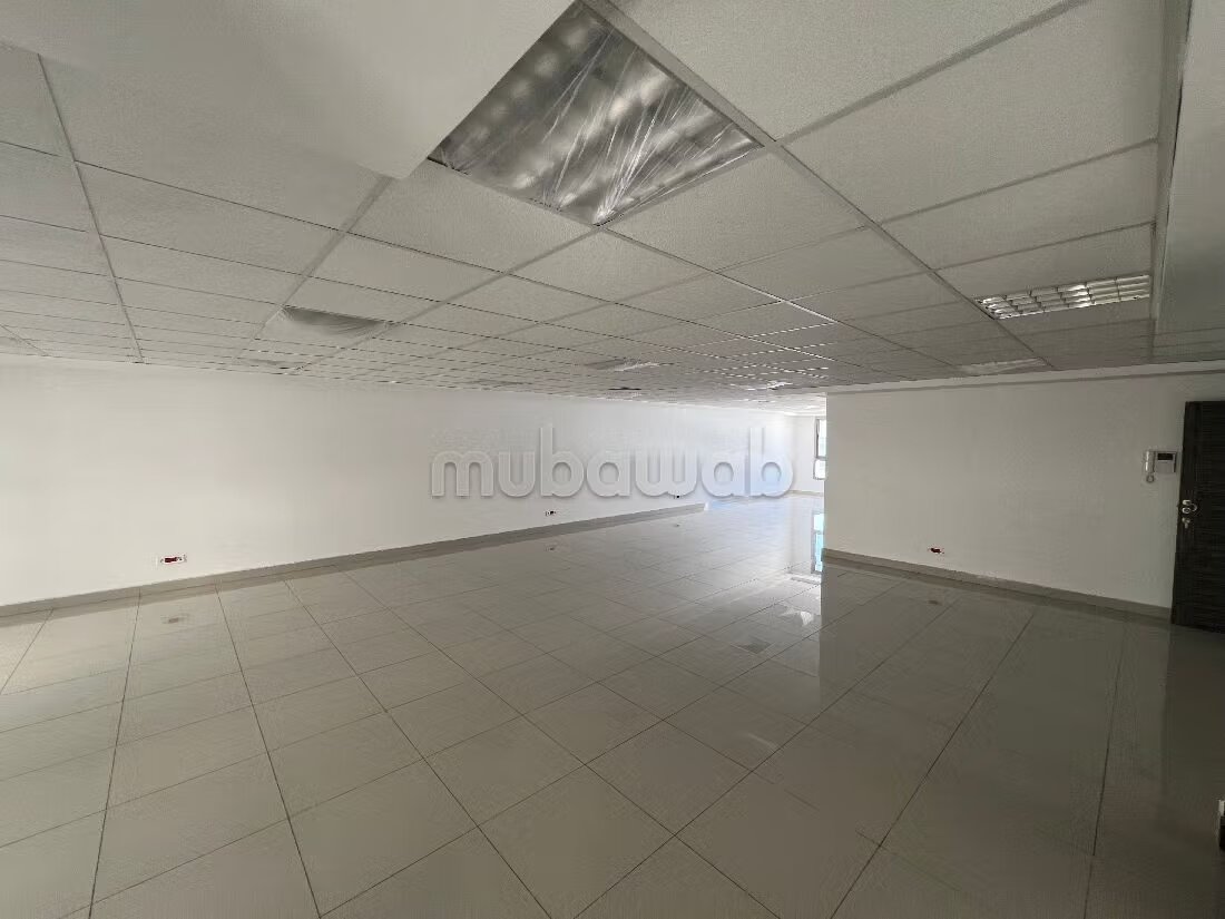 Office 105 m² for rent in Casablanca — Photo 25