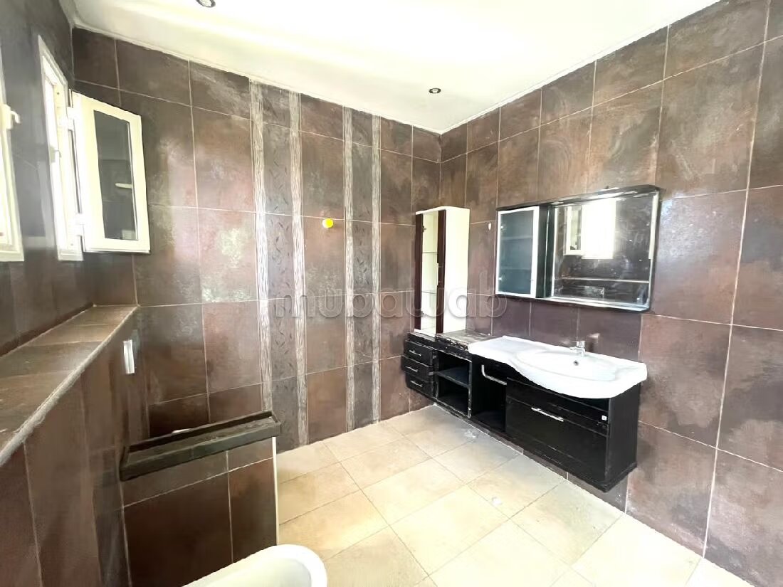 390 m² Villa for Rent in Casablanca - Hay El Hanaa — Photo 16