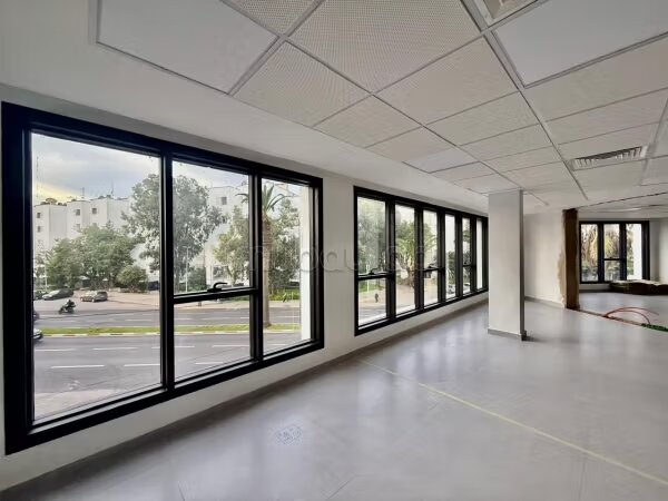 Bureau 490 m² à louer à Casablanca — Photo 11
