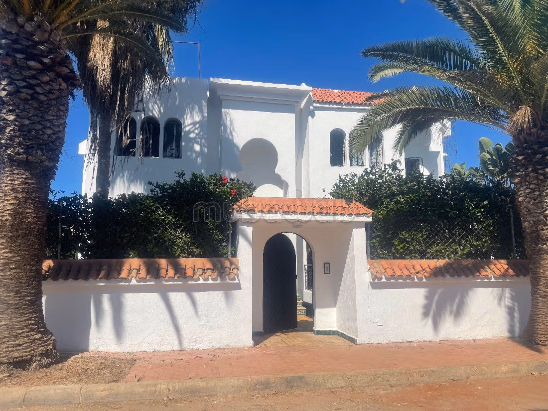 Furnished villa for rent, 300 m², seafront, Rabat — Photo 8