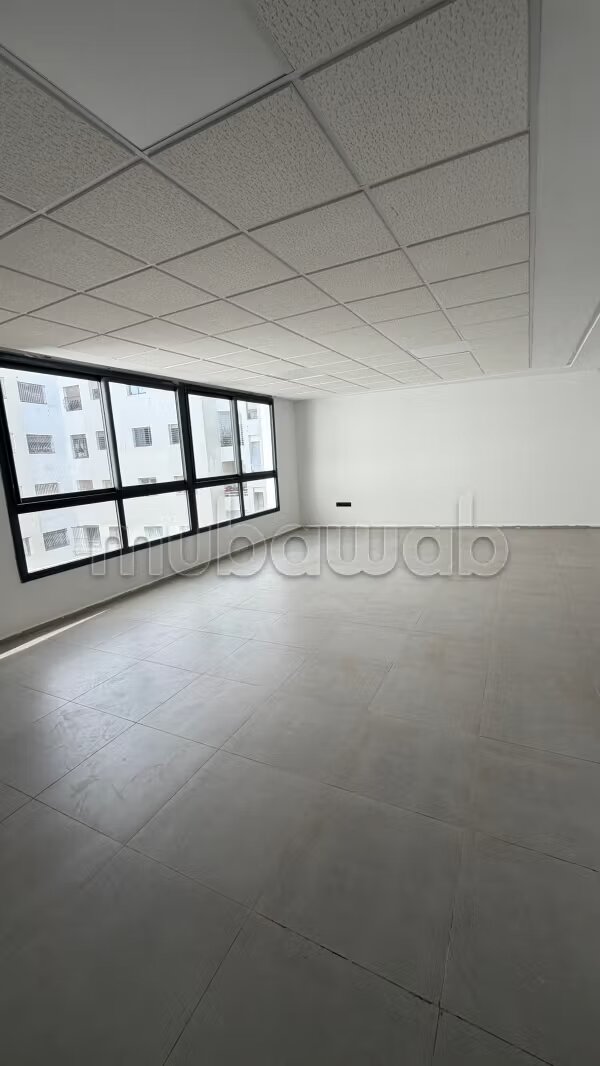 Office 64 m² for Rent in Rabat — Photo 8