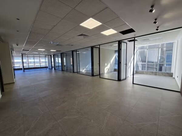 Office 299 m² for rent in Sidi Maarouf, Casablanca — Photo 33
