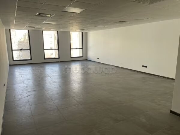 مكتب ٣٨٠ م² للإيجار في الدار البيضاء - سيدي مروف — Photo 6