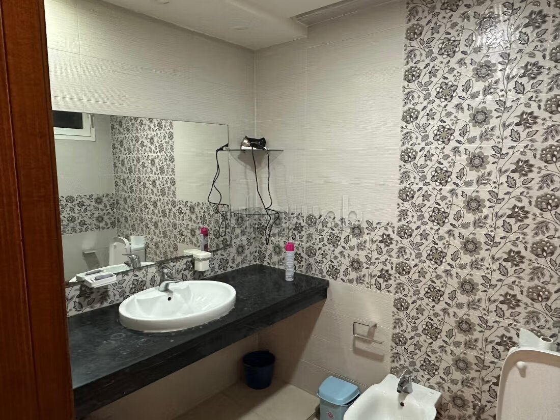 Appartement meublé 87 m² à louer à Rabat (Hassan) — Photo 14