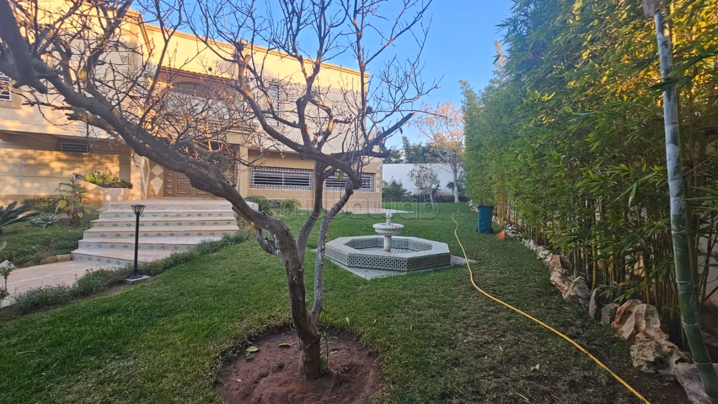 Office 700 m² for Rent in Rabat (Souissi) — Photo 2