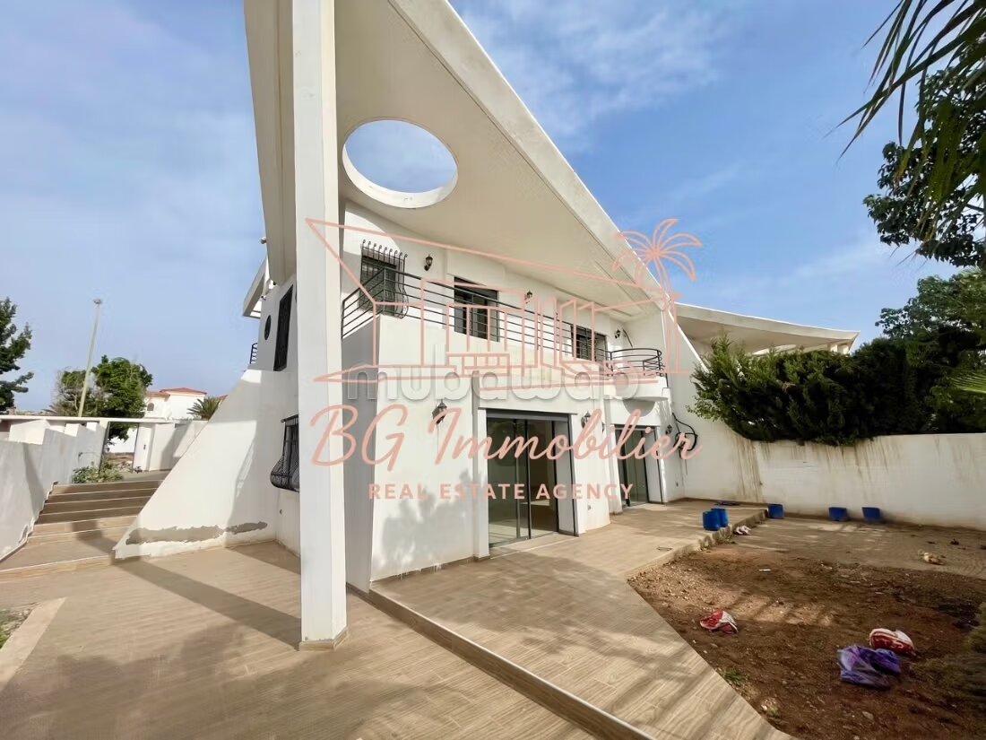 Villa moderne 290 m² à louer à Agadir — Photo 3