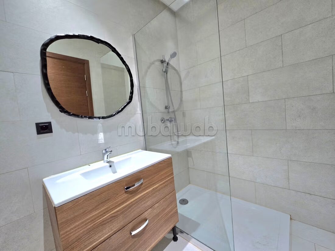 Appartement 100 m² à louer à Casablanca (Finance City) – 10 000 MAD - mois — Photo 13