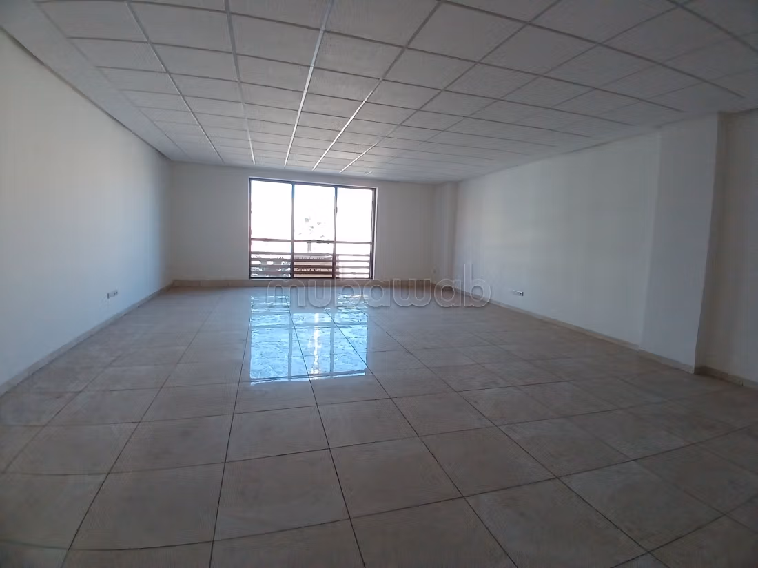 Office 78 m² for rent in Marrakech Guéliz — Photo 2