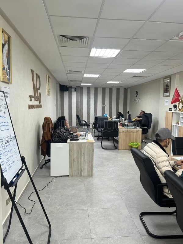 Office 78 m² for rent in Marrakech Guéliz — Photo 8