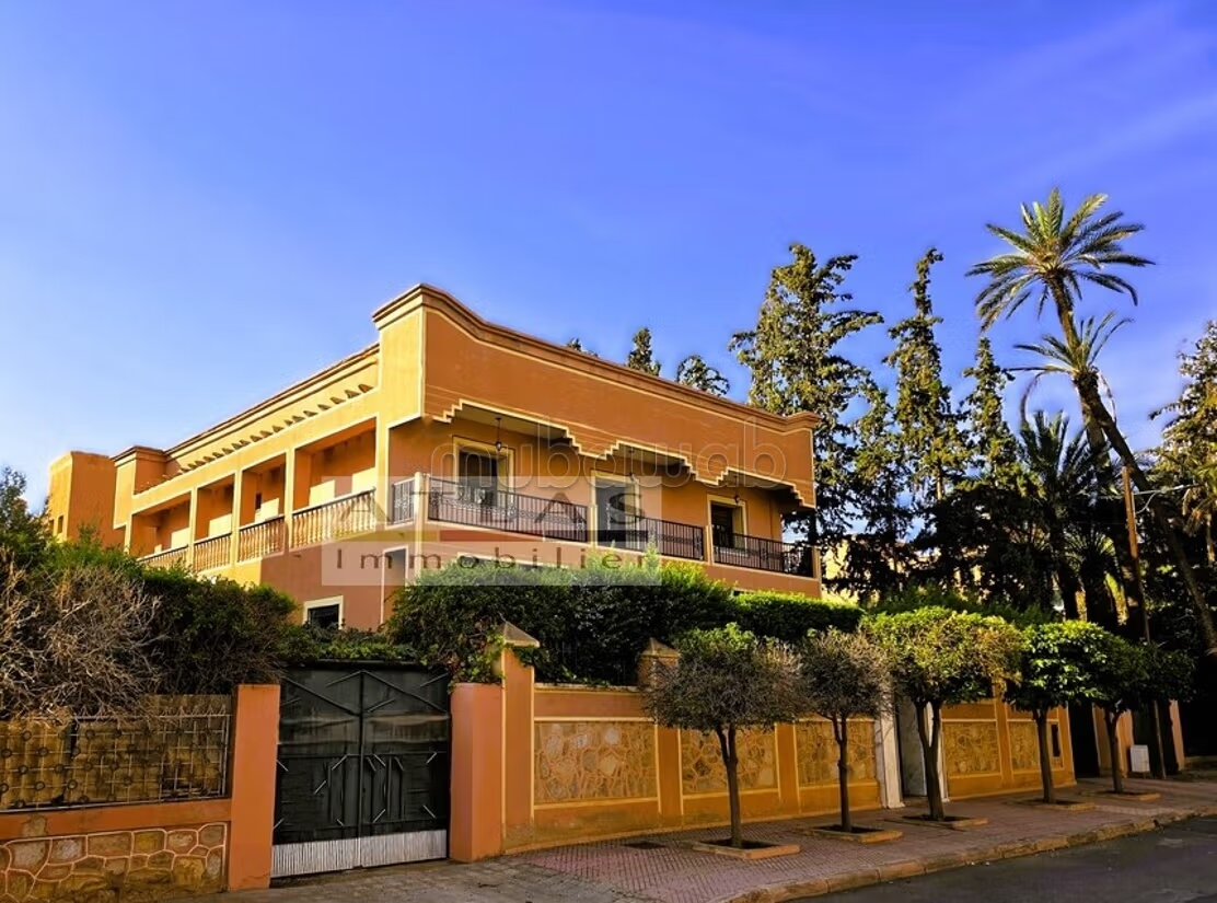 Villa 578 m² for sale in Marrakech — Photo 2