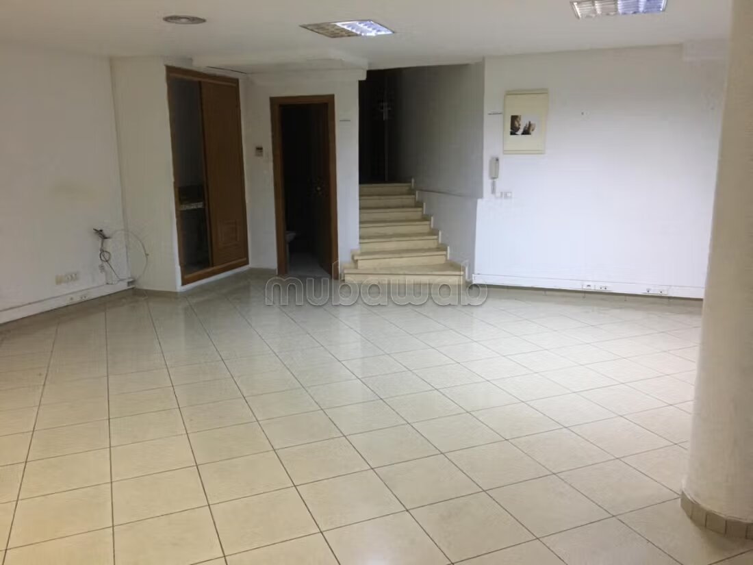 مكتب 96 م² للإيجار في الدار البيضاء — Photo 5