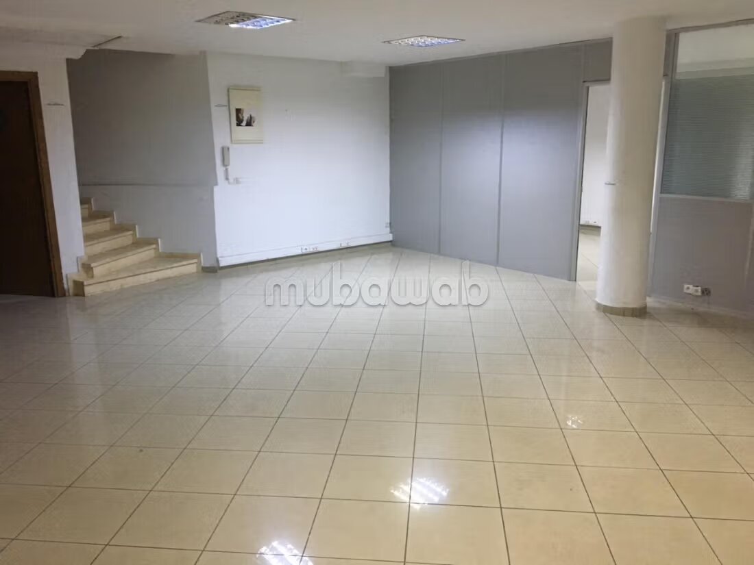 مكتب 96 م² للإيجار في الدار البيضاء — Photo 12
