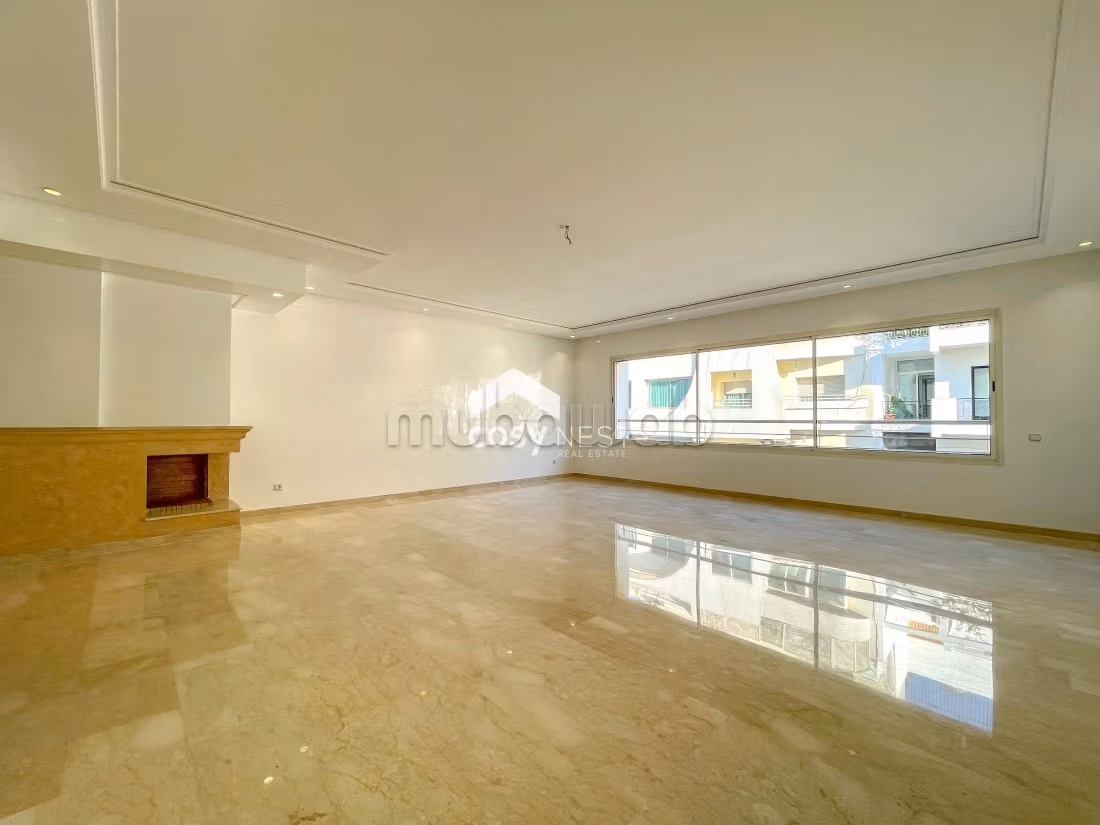 Apartment 200 m² for rent in Casablanca (Racine District) — Photo 7