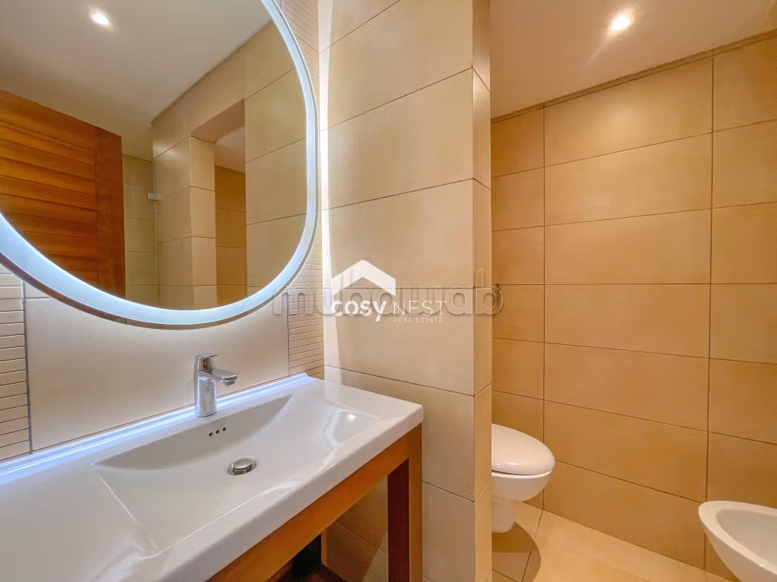 Apartment 200 m² for rent in Casablanca (Racine District) — Photo 9