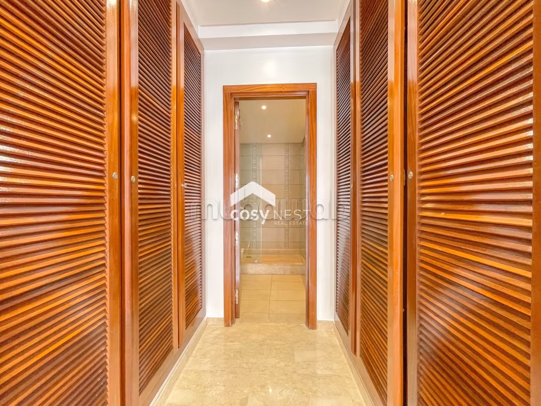 Apartment 200 m² for rent in Casablanca (Racine District) — Photo 15